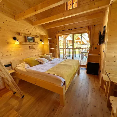 Luxury tent Ribno Luxury Glamping