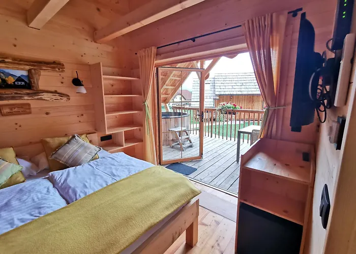 Ribno Luxury Glamping אוהל מפואר בלד